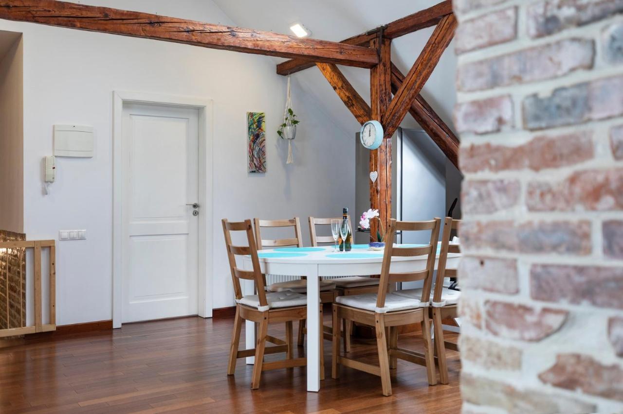 Beautiful And Romantic Penthouse With Two Terraces 브라티슬라바 외부 사진