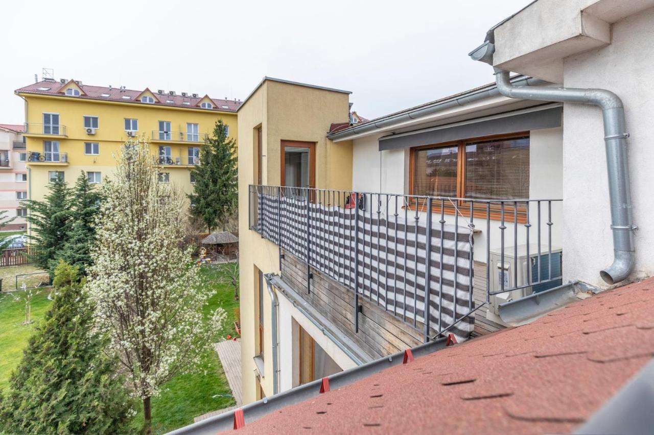 Beautiful And Romantic Penthouse With Two Terraces 브라티슬라바 외부 사진