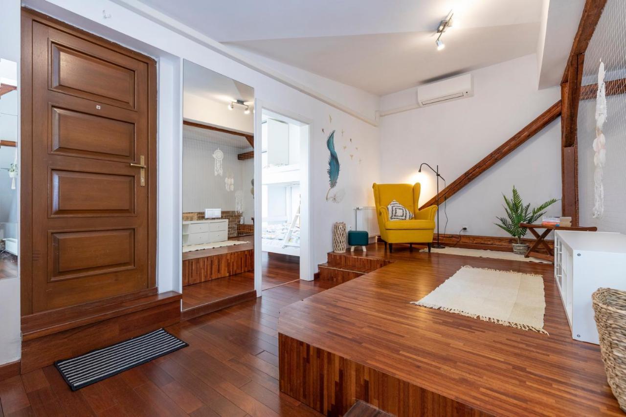 Beautiful And Romantic Penthouse With Two Terraces 브라티슬라바 외부 사진